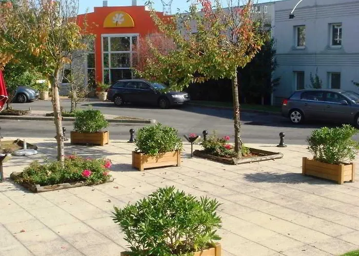 Premiere Classe Cdg - Paris Nord 2 - Parc Des Expositions Hotel 2*